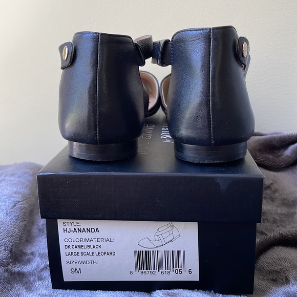 Sole Society “Ananda” Flats by Julianne Hough, Gently Pre-Loved - Picture 4 of 5